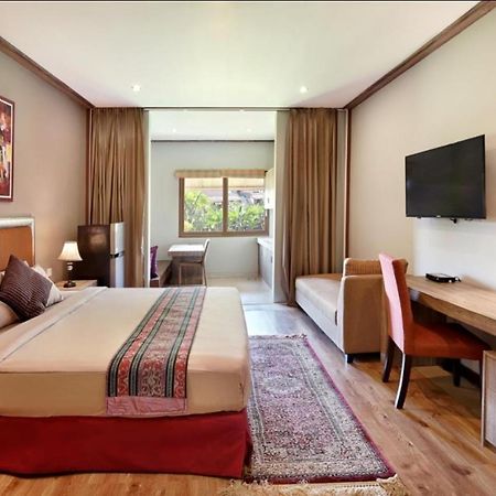 Puri Sabina Bed & Breakfast Джимбаран Экстерьер фото