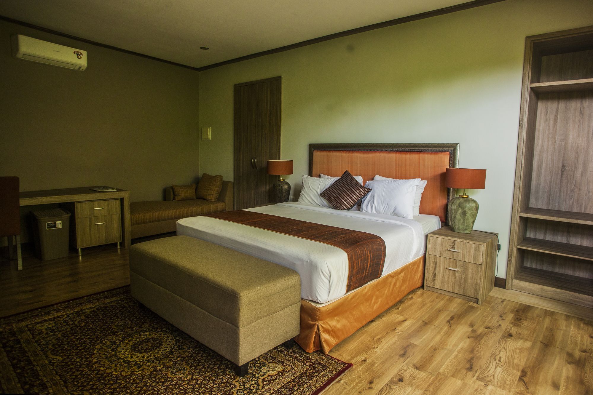 Puri Sabina Bed & Breakfast Джимбаран Экстерьер фото